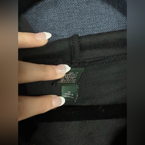 Velvet Cropped Zip Up - Picture 3 of 3